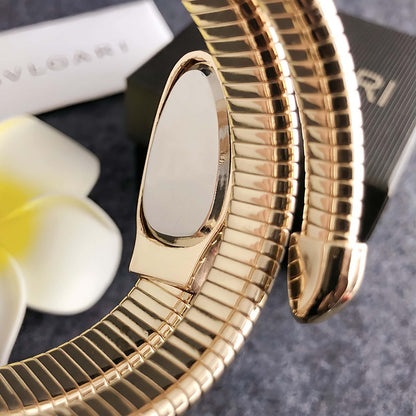Women's Modern Snake Cuff Bracelet Design Quartz Stainless Steel Watch, Rhinestone Decor Exquisite Trendy Analog Wristwatch, Rhinestone Decorated Fashionable Gold Watches for Women As Gift, Accessories, Jewellery